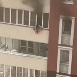 Жильцы многоэтажки в Алма-Ате прыгали из окон, спасаясь от пожара