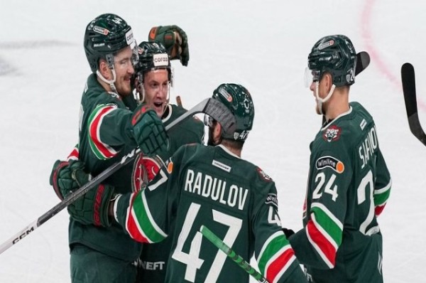 
        &laquo;Ак Барс&raquo; нанёс &laquo;Куньлунь Ред Стар&raquo; первое поражение в сезоне            