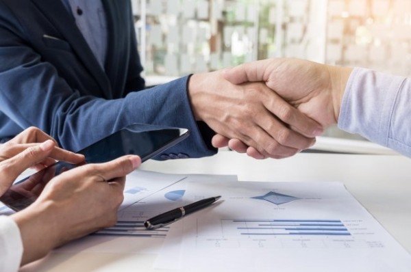 Цена такси в Татарстане за месяц подорожала на 10%
Цена такси в Татарстане за месяц подорожала на 10%