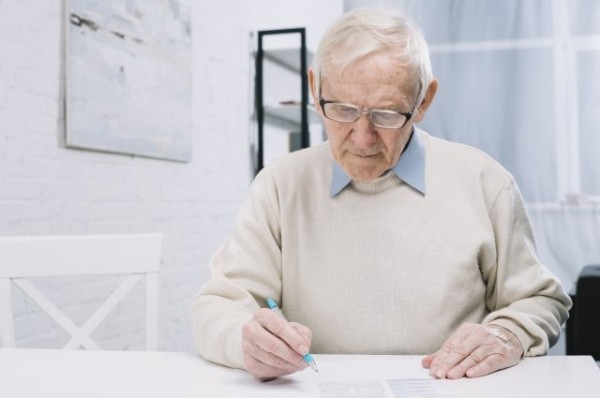 В Нурлате житель Ульяновска забрал у пенсионера все накопления
В Нурлате житель Ульяновска забрал у пенсионера все накопления