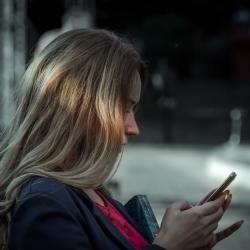 В Казани аферисты убедили девушку перевести им 750 тыс. и устроить в гостинице пожар