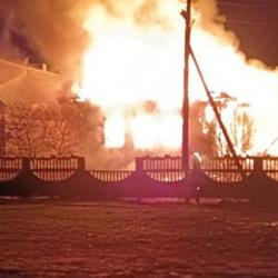 В Кукморском районе полностью сгорели жилой дом и баня