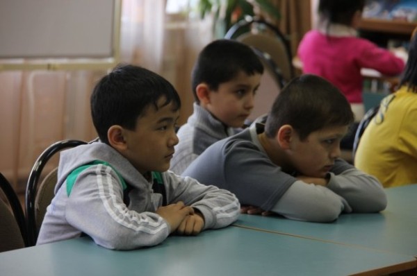 
        Депутат попросил проверить детей мигрантов в школе &laquo;Салават Купере&raquo;    