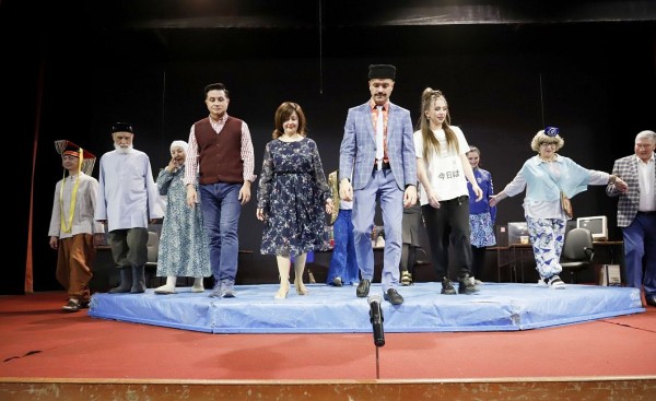 В 5 городах Татарстана состоялись гастроли спектакля "Женюсь.тат" (ФОТО) В 5 городах Татарстана состоялись гастроли спектакля "Женюсь.тат" (ФОТО)