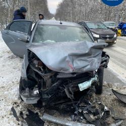 На трассе в РТ 70-летний автомобилист погиб, столкнувшись на &laquo;встречке&raquo; с легковушкой