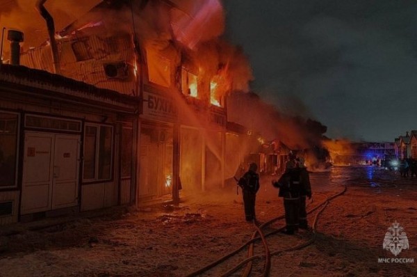 В Набережных Челнах подсчитывают ущерб от страшного пожара на авторынке
В Набережных Челнах подсчитывают ущерб от страшного пожара на авторынке