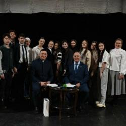 Театр Тинчурина начал сотрудничать со 2-ой гимназией Казани (ФОТО)
