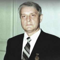 Ушел из жизни автор идеи герба Татарстана Назым Ханзафаров