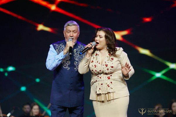 На сцене Татарской филармонии состоялся концерт в честь дня рождения Айдара Файзрахманова (ФОТО)