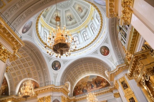 
        Названы храмы Татарстана, где проведет Рождество митрополит Кирилл    