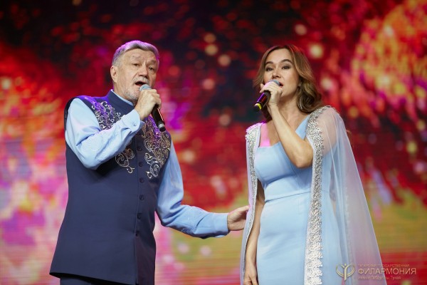 На сцене Татарской филармонии состоялся концерт в честь дня рождения Айдара Файзрахманова (ФОТО)