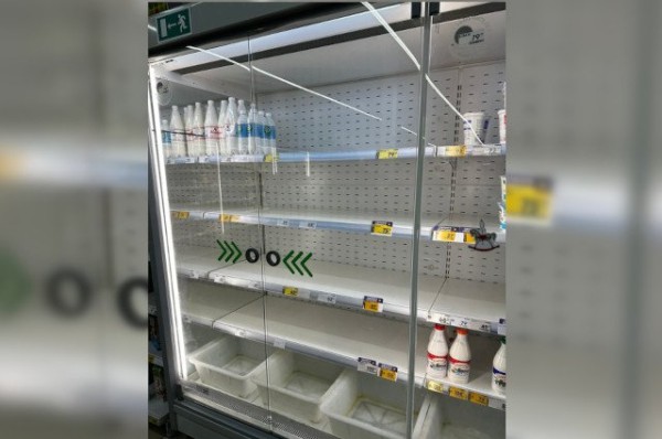 
        Казанцы публикуют фото пустых полок магазинов, товар не могут привезти    