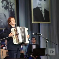 Рифат Фаттахов: Личный архив Рамиля Курамшина привезли в фонд Вагапова