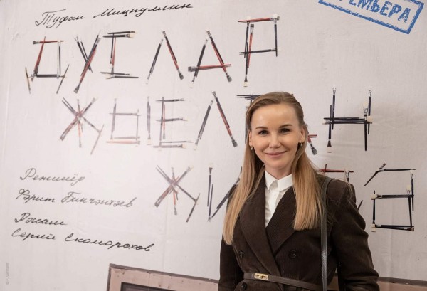 В театре Камала состоялась премьера спектакля "Чертов тост" (ФОТОРЕПОРТАЖ)