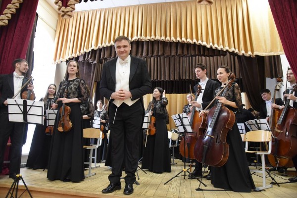 Оркестр театра Камала выступил в Елабуге (ФОТО)