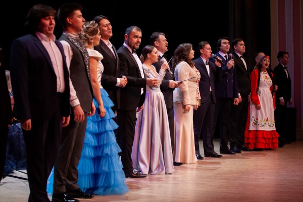 Двадцатилетие фестиваля татарской песни им. Вагапова отпраздновали в Москве (ФОТО)