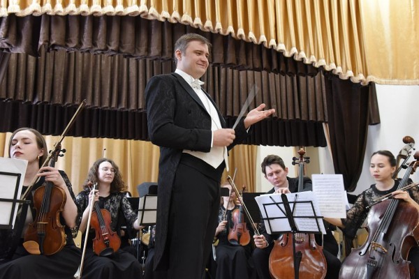 Оркестр театра Камала выступил в Елабуге (ФОТО)