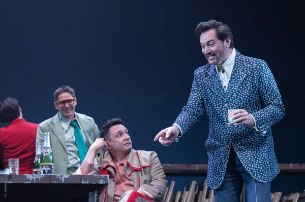 В театре Камала состоялась премьера спектакля "Чертов тост" (ФОТОРЕПОРТАЖ)