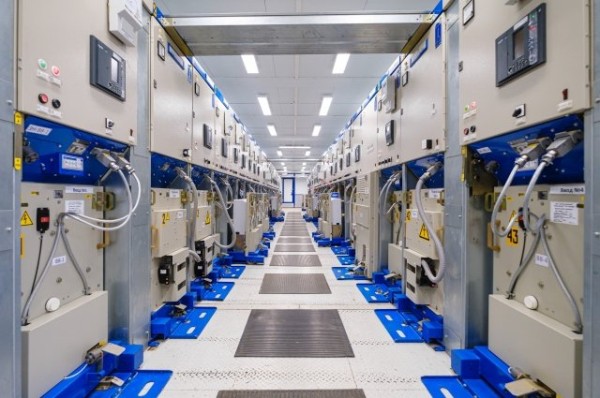 
        Нефтепроводчики провели плановое учение на подводном переходе через Каму    