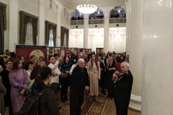 
        Мы не птички в золотой клетке! В Казани открылся 42-й Шаляпинский фестиваль    