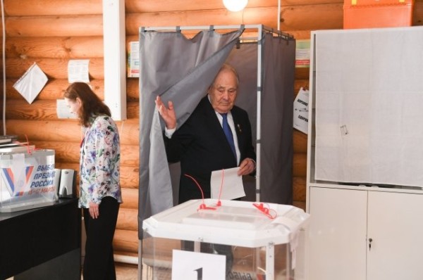 
        Выбор сделан. Как избирали Президента РФ в Татарстане    