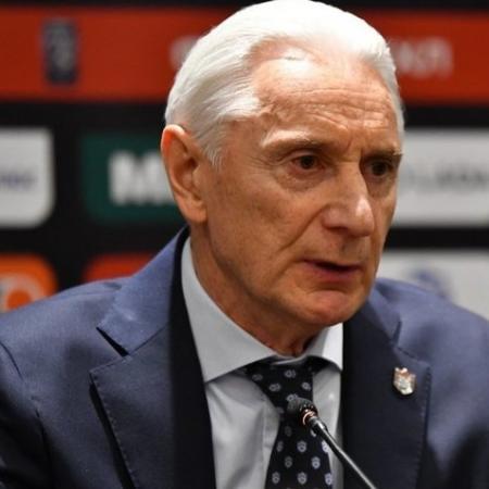 Зинэтула Билялетдинов покинул должность главного тренера &laquo;Ак Барса&raquo;