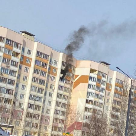 В Нижнекамске в одной из квартир многоэтажки произошел пожар В Нижнекамске в одной из квартир многоэтажки произошел пожар