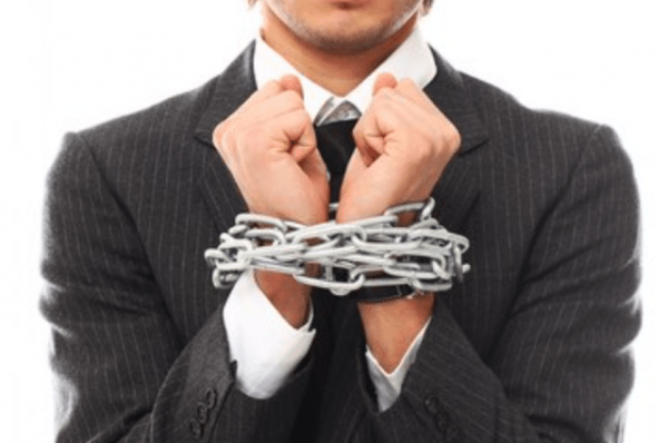 
        Бывшего татарстанского чиновника подозревают в превышении полномочий    