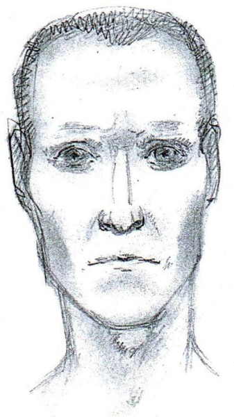 
        Расстреляйте мразь! Родители убитых в Казани девушек требуют казни маньяка    