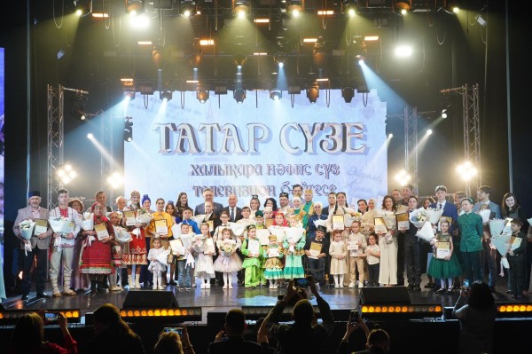 В Казани состоялся Гала-концерт четвертого Международного телевизионного конкурса художественного слова &laquo;ТАТАР СҮЗЕ&raquo; (ФОТОРЕПОРТАЖ)