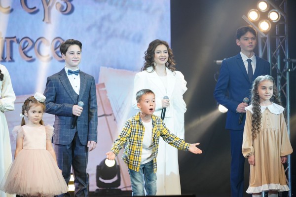 В Казани состоялся Гала-концерт четвертого Международного телевизионного конкурса художественного слова &laquo;ТАТАР СҮЗЕ&raquo; (ФОТОРЕПОРТАЖ)