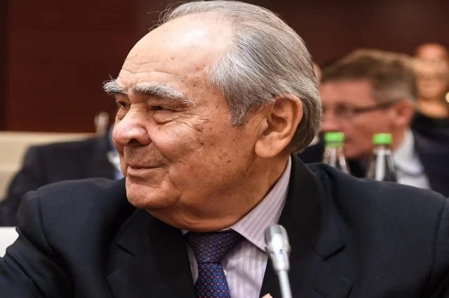 
        В Казани Марат Хуснуллин встретился с министром Султаната Оман    