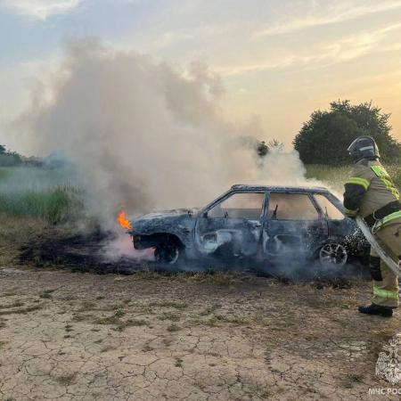В Адыгее ребенок погиб в загоревшемся автомобиле