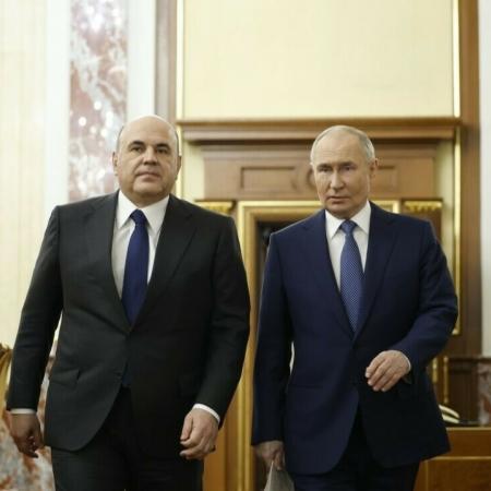 Правительство России сложило полномочия