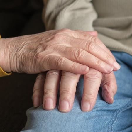 100-летний жених и 102-летняя невеста сыграли свадьбу в доме престарелых