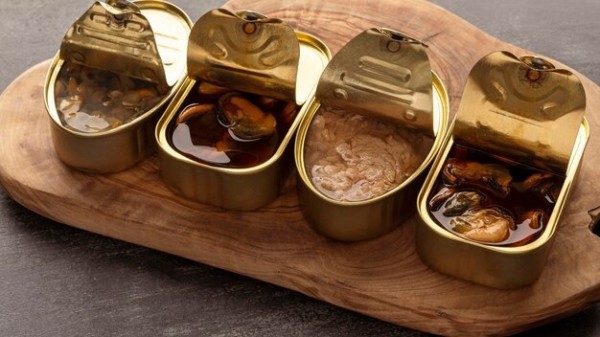 
        Доставка беды. Смертельный салат с ботулизмом попал в магазины Казани    