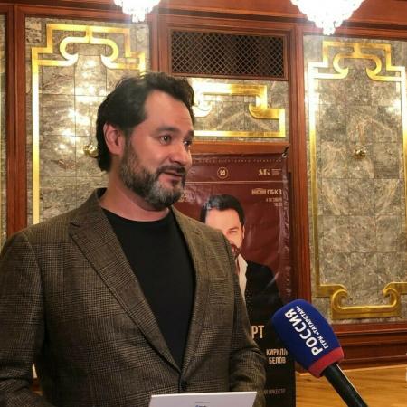 Путин вручил госпремию народному артисту РТ Ильдару Абдразакову Путин вручил госпремию народному артисту РТ Ильдару Абдразакову