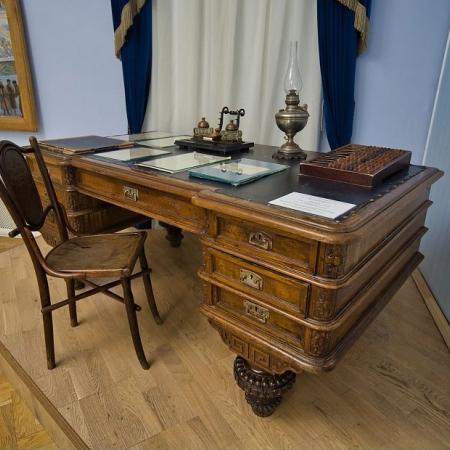 В Музее Горького и Шаляпина работает художественная выставка