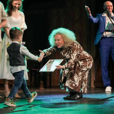 Спектакль &laquo;Ашина&raquo; победил на международном фестивале