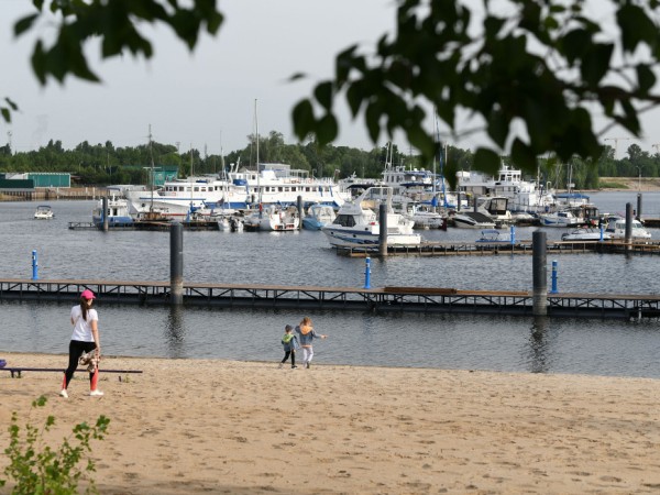 Сильный ветер до 15 м/с прогнозируется завтра в Казани