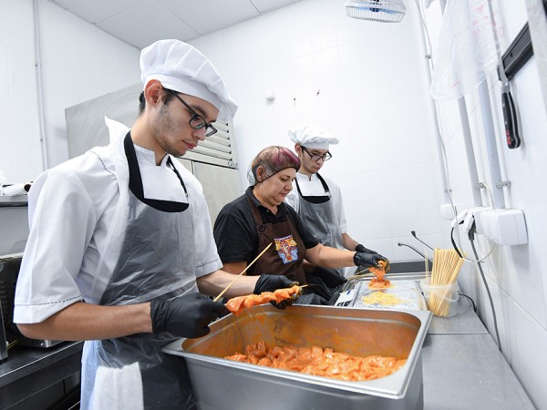 Центр занятости населения Казани трудоустроил на летние каникулы 234 подростка