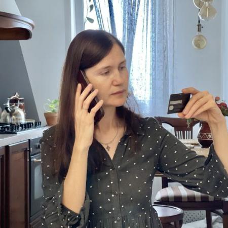 «Было очень стыдно»: три истории жертв аферистов «Было очень стыдно»: три истории жертв аферистов