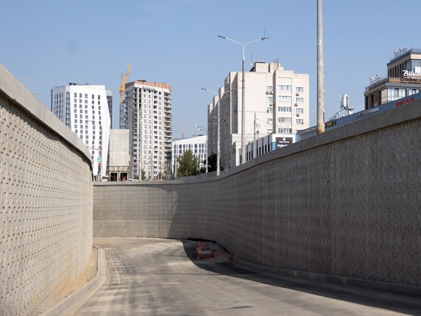 Ильсур Метшин: &laquo;Мы сегодня не просто реконструируем дороги, а внедряем новые стандарты городских шоссе&raquo;