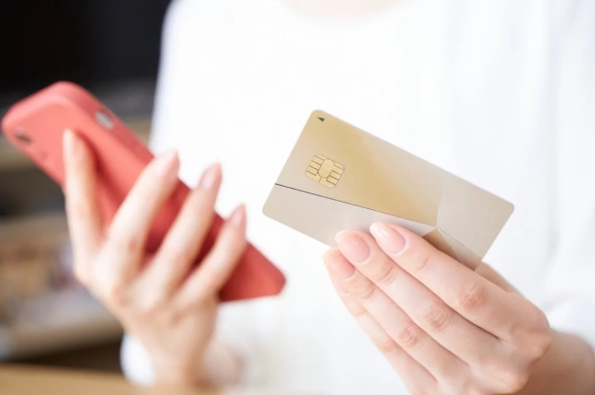 
        В Казани неизвестные сливают личные данные подростков и вымогают деньги    