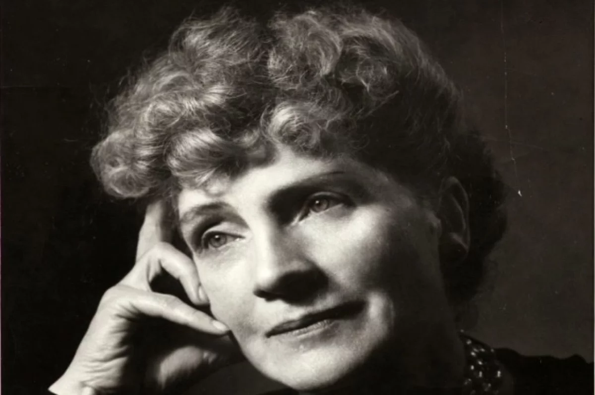 
        130-летие поэтессы, писательницы Ольги Ильиной-Боратынской отметят в Казани    