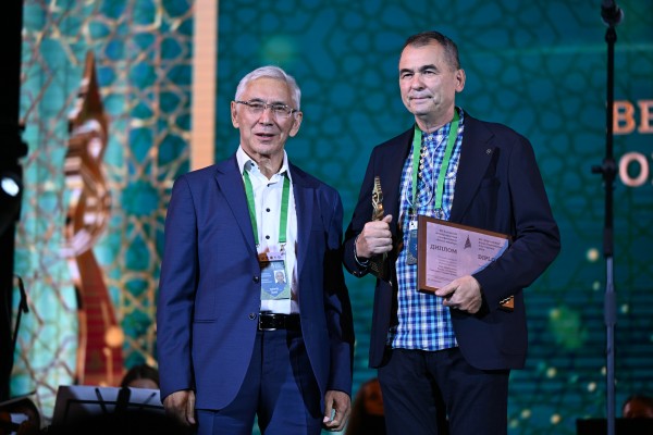 В Казани подвели итоги Международного кинофестиваля «Алтын минбар» (ФОТО) В Казани подвели итоги Международного кинофестиваля «Алтын минбар» (ФОТО)