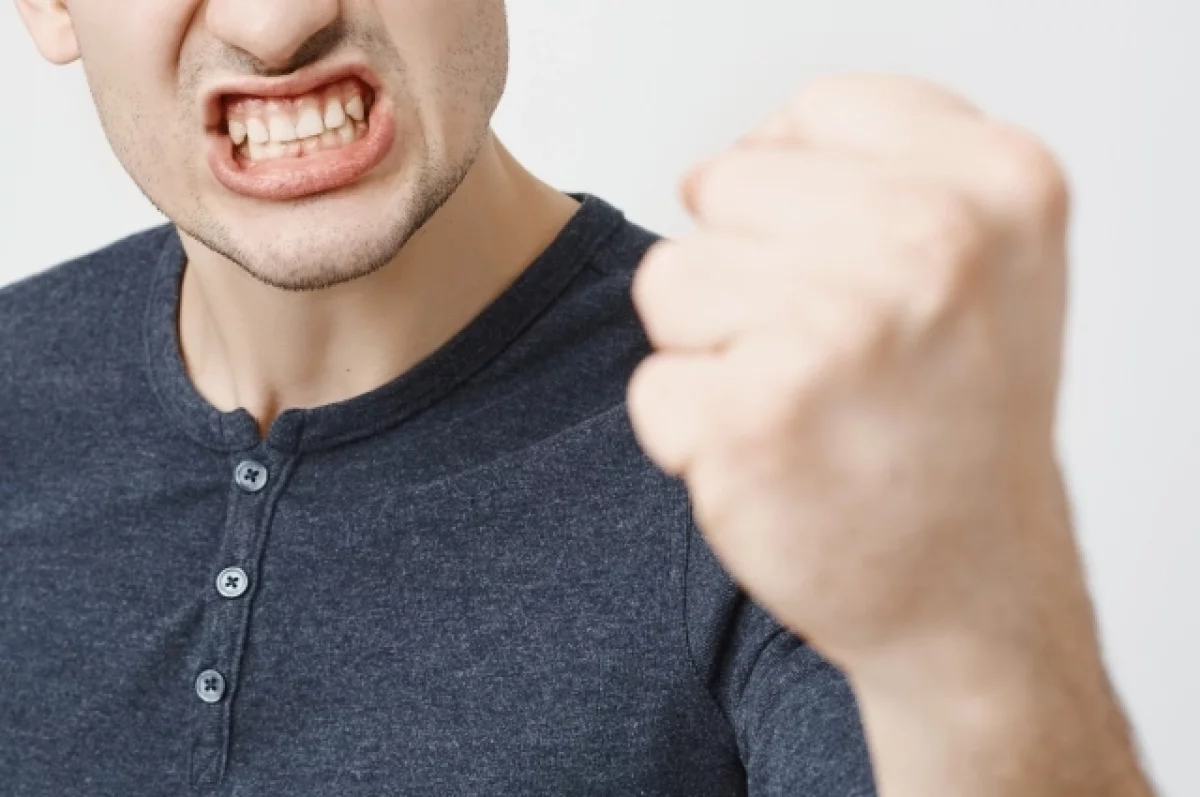 
        В Нижнекамске школьник избил девочку до сотрясения мозга    