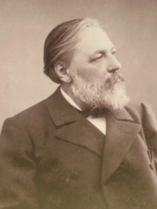 
        Зачем коллекционер изучал подземные воды Казани?    