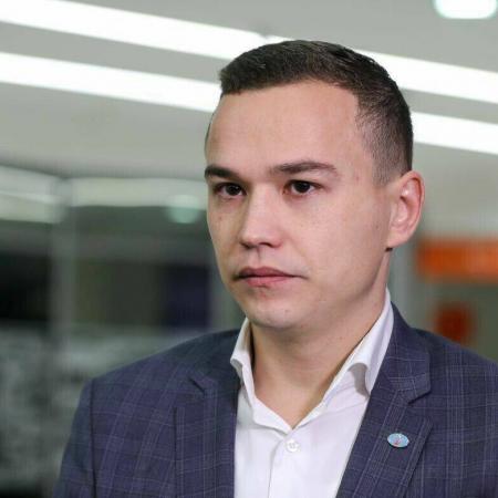 Табрис Яруллин ушел с должности в Национальной библиотеке РТ Табрис Яруллин ушел с должности в Национальной библиотеке РТ