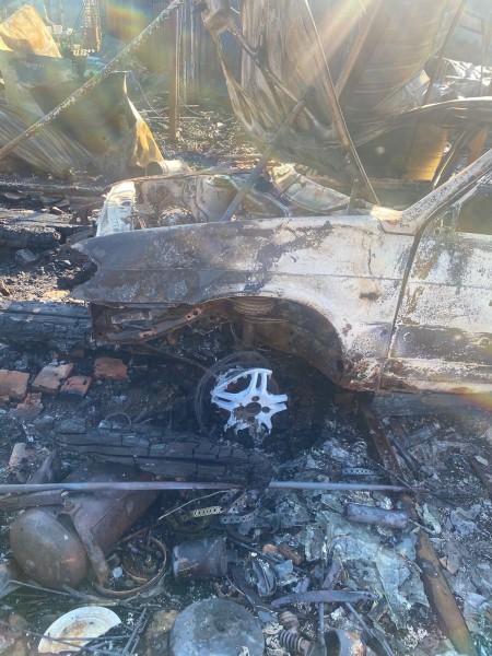 Ни дома, ни машин: у пенсионера из Тукаевского района сгорело все имущество Ни дома, ни машин: у пенсионера из Тукаевского района сгорело все имущество